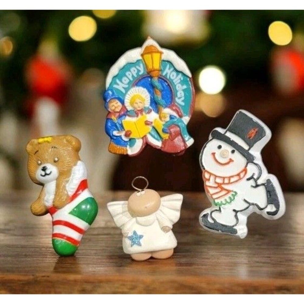 Vintage Lot of 4  Christmas Pins Brooches Russ, Kirk 2001  Snowman and Carolers